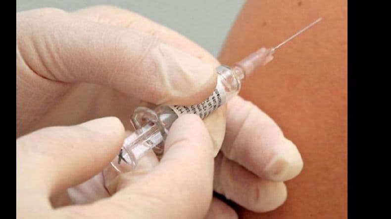 Inician la distribución de la primera tanda de vacunas antigripales