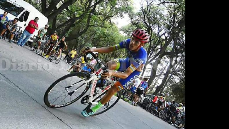 Ciclismo: Sebastián Cianci disputa la 42ª Vuelta de Mendoza