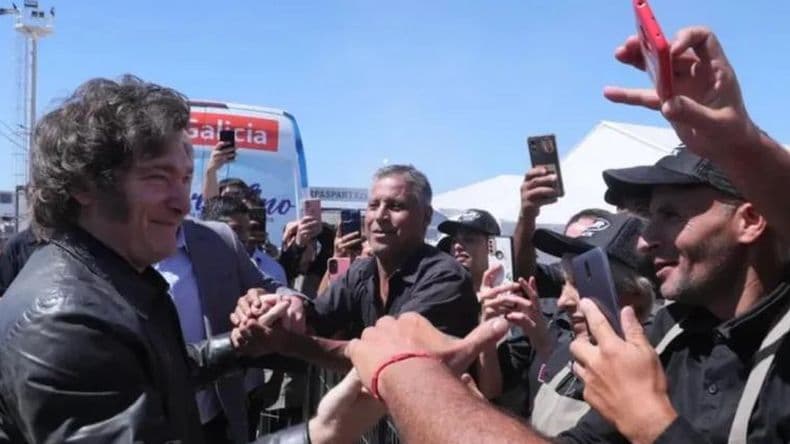 La presencia de Javier Milei revoluciona la segunda jornada de AgroActiva