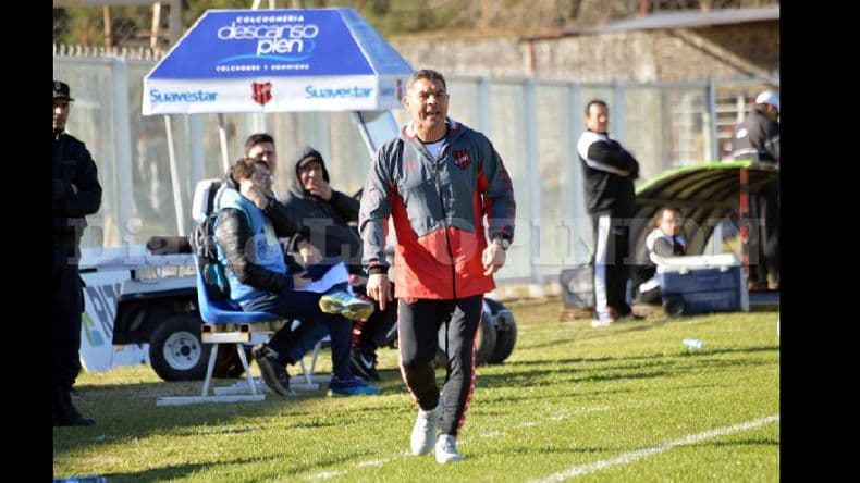 Sergio Arias luego de la derrota en el debut: “Nos faltó circulación de juego”