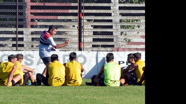 Sergio Arias: “El equipo está respondiendo en los parámetros que pretendo”
