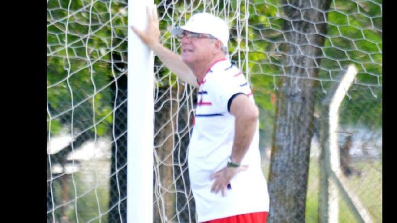 Lippi tendrá tiempo para planificar un Douglas que cumpla con sus objetivos