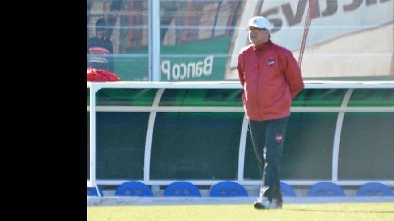 Sergio Lippi tiene definido el equipo para recibir mañana a Nueva Chicago