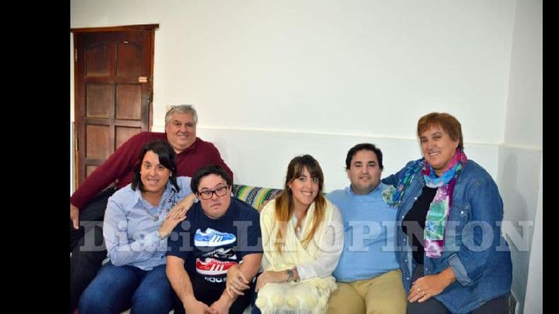 Y felices los cuatro