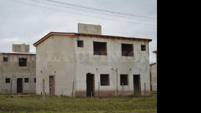 Nuevo anticipo económico de la Provincia para el barrio 66 viviendas