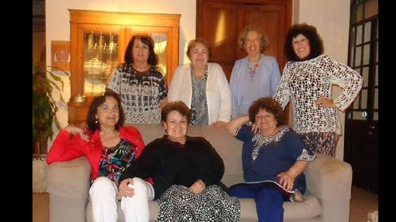 Siete Mujeres abre el ciclo Café Literario Pergamino