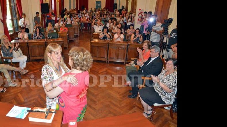 En un sencillo acto asumieron los nuevos consejeros escolares
