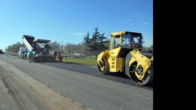 Avanza la reparación de las rutas 51 y 191
