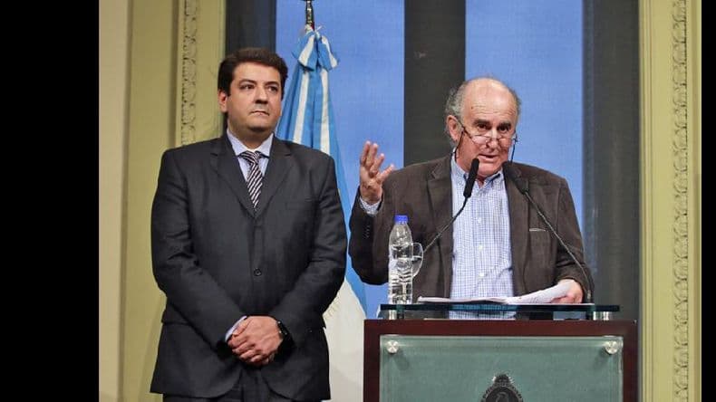 Parrilli denunció “una suerte de acuerdo” entre Stiuso y la embajada de EE. UU.