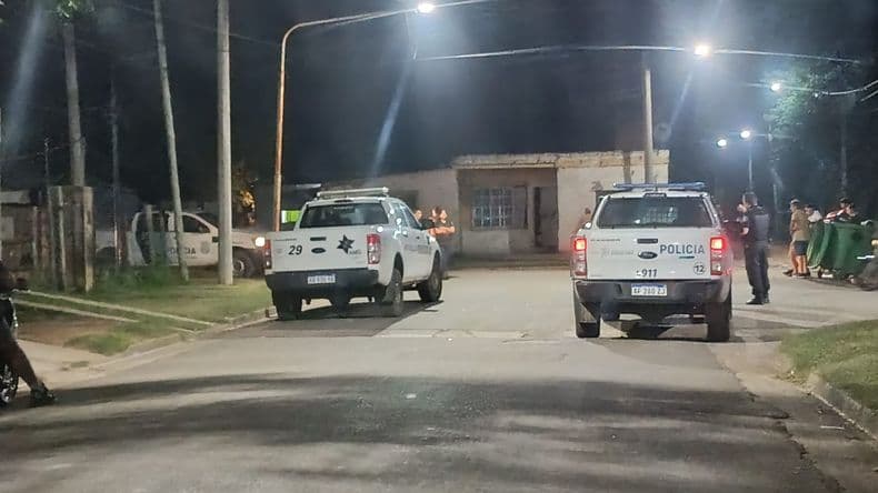 Violento enfrentamiento entre jóvenes generó una concentración y tensión policial en el barrio Jorge Newbery