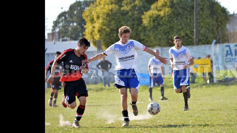 Juventud se encamina a ganar la fase regular del certamen local de fútbol