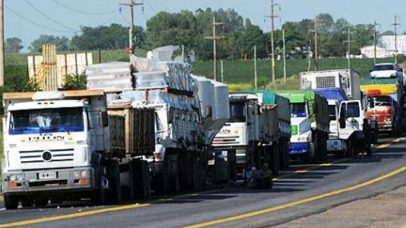 El precio del combustible pone en jaque al transporte de cargas
