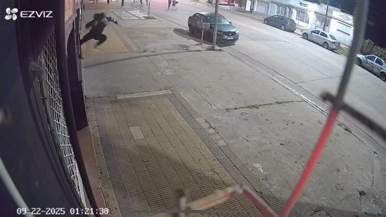 Rompieron la vidriera de un local a la salida de un festejo juvenil por el Día de la Primavera