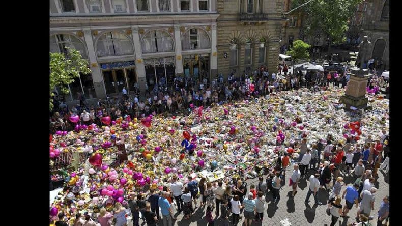El Reino Unido rebajó el nivel de alerta por el progreso en la investigación