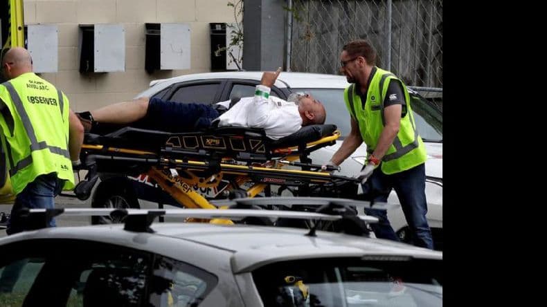 Un hombre armado abrió fuego en una mezquita y lo transmitió por Facebook