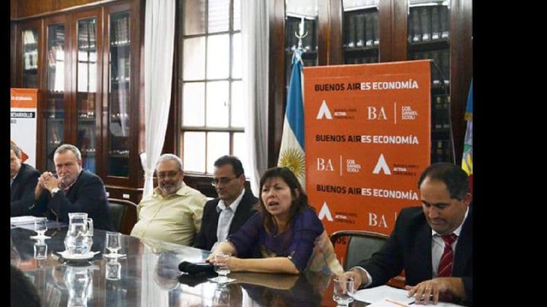 Tras acuerdos salariales, la Provincia destaca “armonía” con los gremios