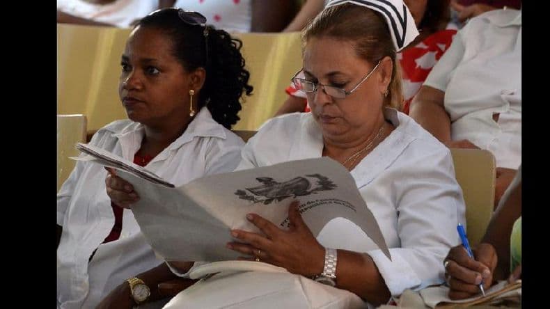 Cuba comenzó la discusión sobre su Constitución en el cumpleaños de Fidel Castro