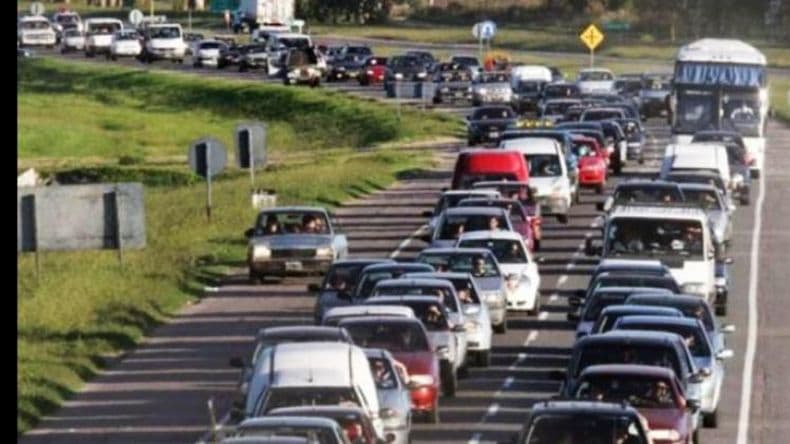 Rige restricción de tránsito pesado por rutas durante el fin de semana largo