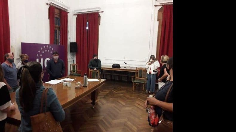 Inseguridad: concejales recibieron a vecinos del barrio Centenario