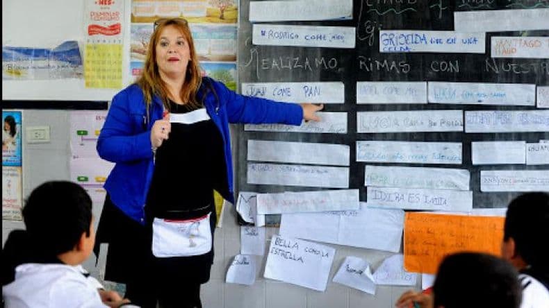 Docentes: el FUDB aceptó la oferta de Kicillof, pero la oposición a Baradel lanzó otro paro