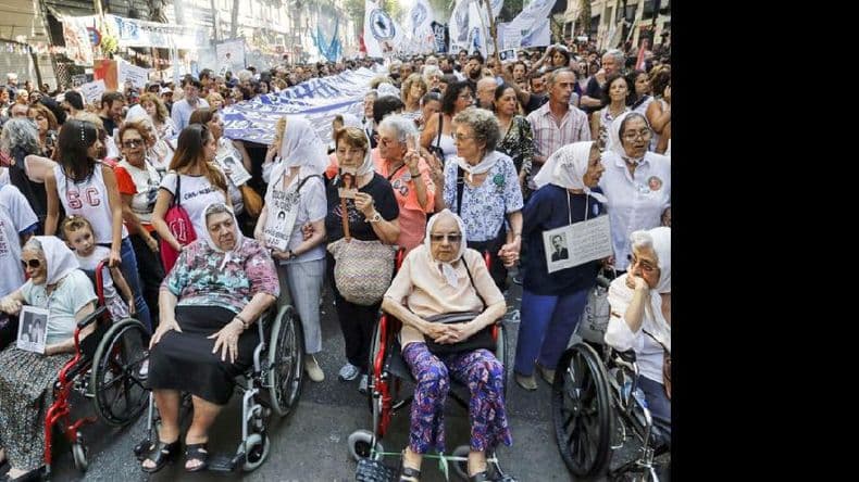 Masiva convocatoria en el acto central por el Día de la Memoria