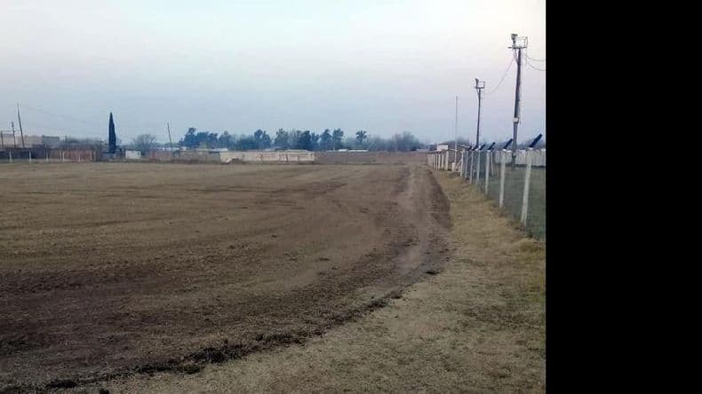 Tráfico’s Old Boys realiza obras en su cancha mientras espera que vuelva el fútbol