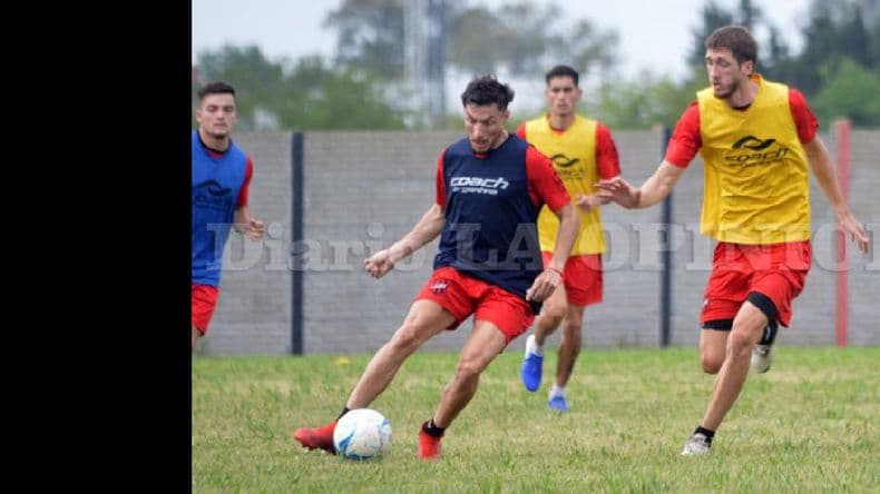 Douglas cerró la segunda semana de pretemporada y sumó a su séptimo refuerzo