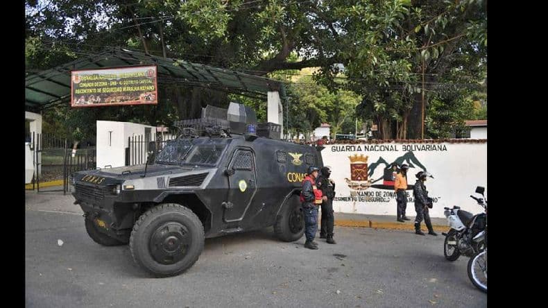 El oficialismo venezolano detuvo a sublevados y anuló decisiones parlamentarias