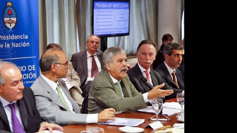 De Vido pidió defender las políticas de infraestructura