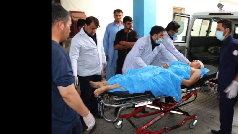 Al menos 37 muertos por un ataque suicida contra un colegio en Afganistán