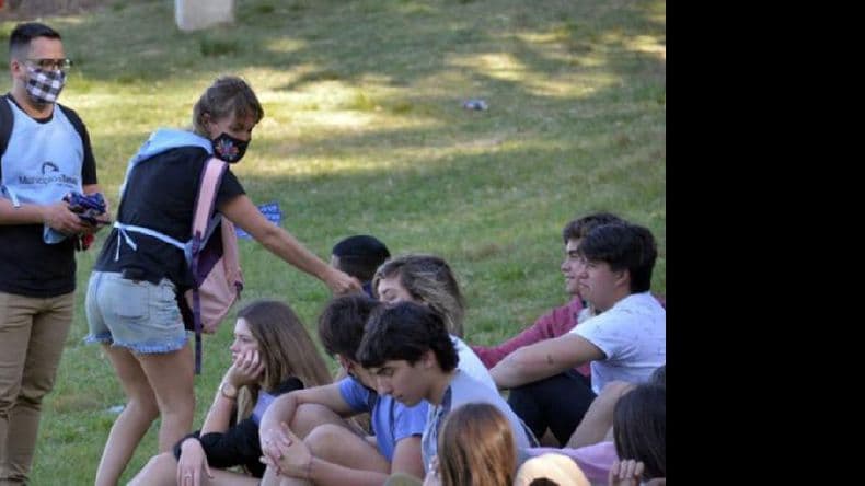 Más controles y entrega de barbijos en la vía pública: así busca Tandil frenar los contagios