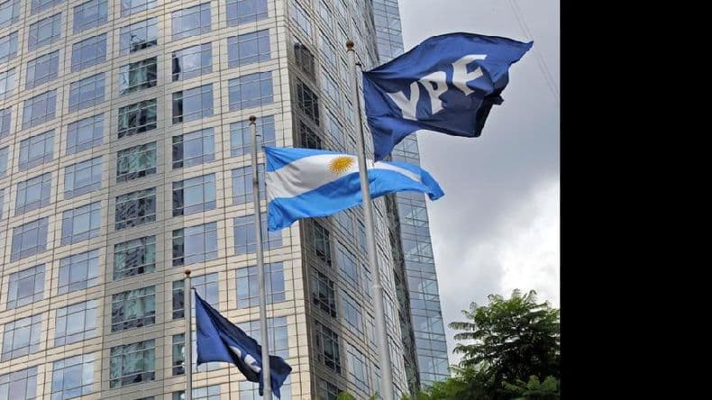 La Justicia emplazó a YPF a revelar las cláusulas secretas del contrato con Chevron