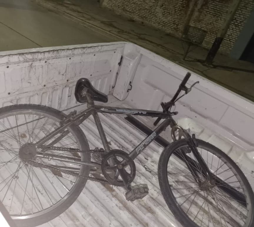 Buscan al dueño de una bicicleta hallada abandonada en una calle del barrio Acevedo