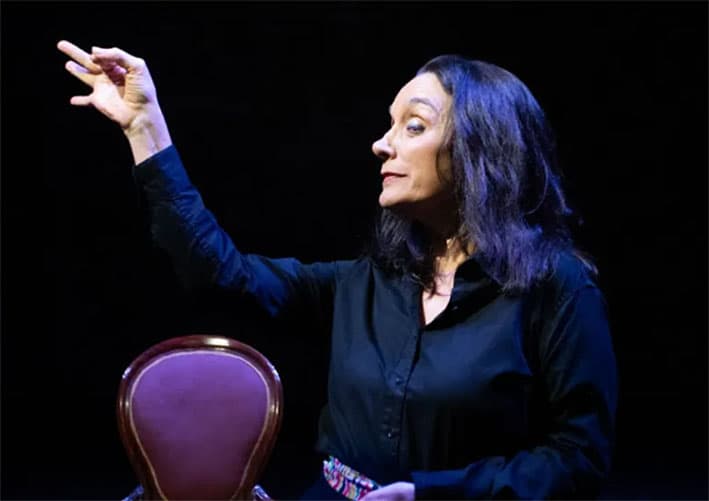Claudia Cantero llega a Pergamino con un intenso unipersonal sobre el duelo