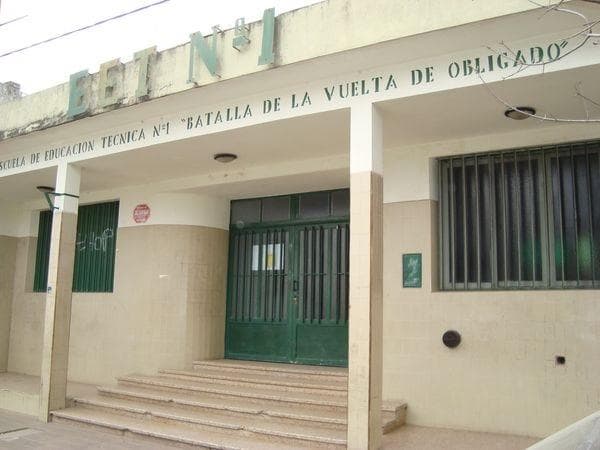 Crecen los hechos de violencia en Baradero: un alumno sufrió una fractura de nariz tras ser atacado al salir de la escuela