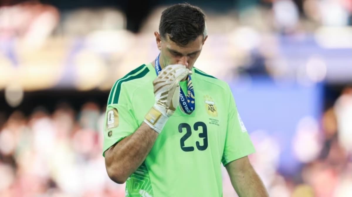 El Dibu Martínez puso en duda su continuidad en la Selección: “Tengo que ver si es momento de dar un paso al costado”