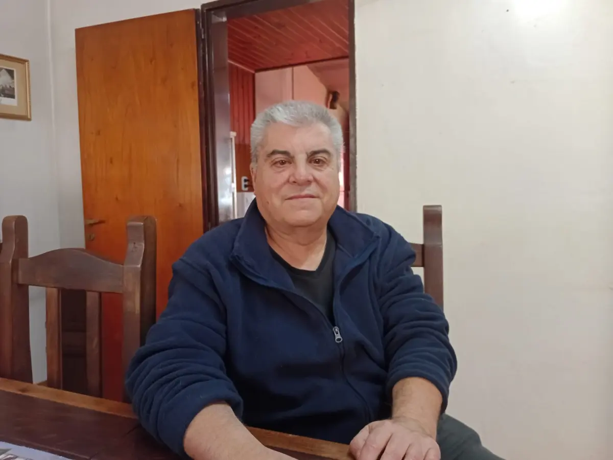 Ernesto “Petaca” Mollo: el oficio periodístico ejercido desde la agudeza y el humor político