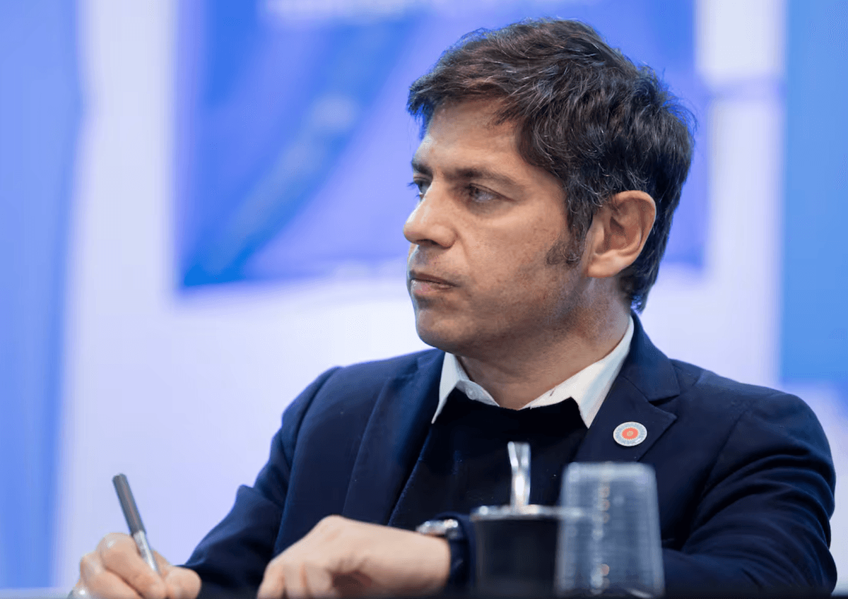 Kicillof impulsa la reelección indefinida de los intendentes: la oposición no podrá contra sus mayorías parlamentarias