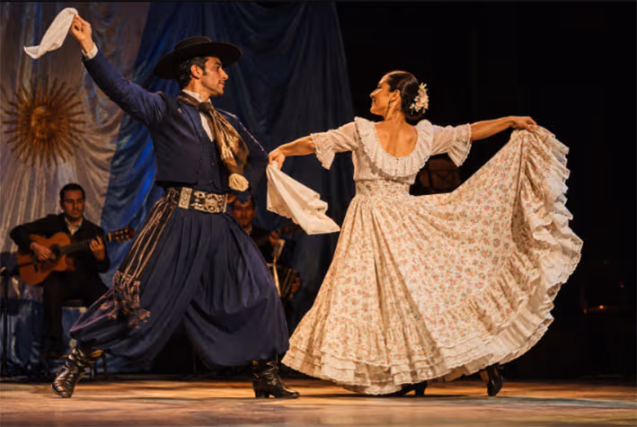 La música y la danza folklórica se reúnen en una Gran Peña en Bellas Artes