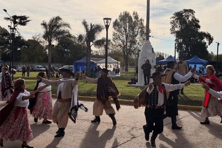 Manuel Ocampo celebra el Día de la Independencia con una gran feria popular