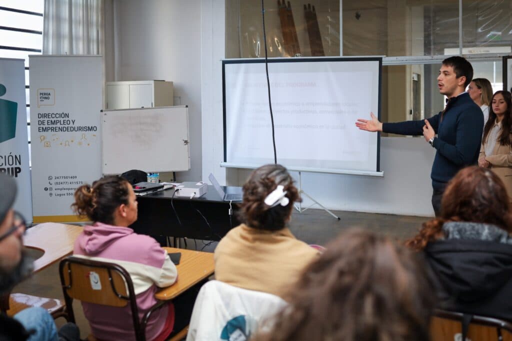 Microcréditos: finalizó la cursada y Pergamino consolida una política que impulsa a los emprendedores