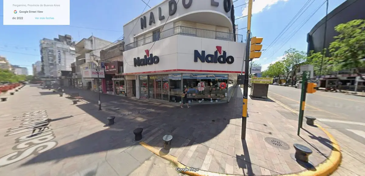 Robo en Naldo Lombardi: rompieron una vidriera y se llevaron unos 25 celulares del local céntrico de Pergamino