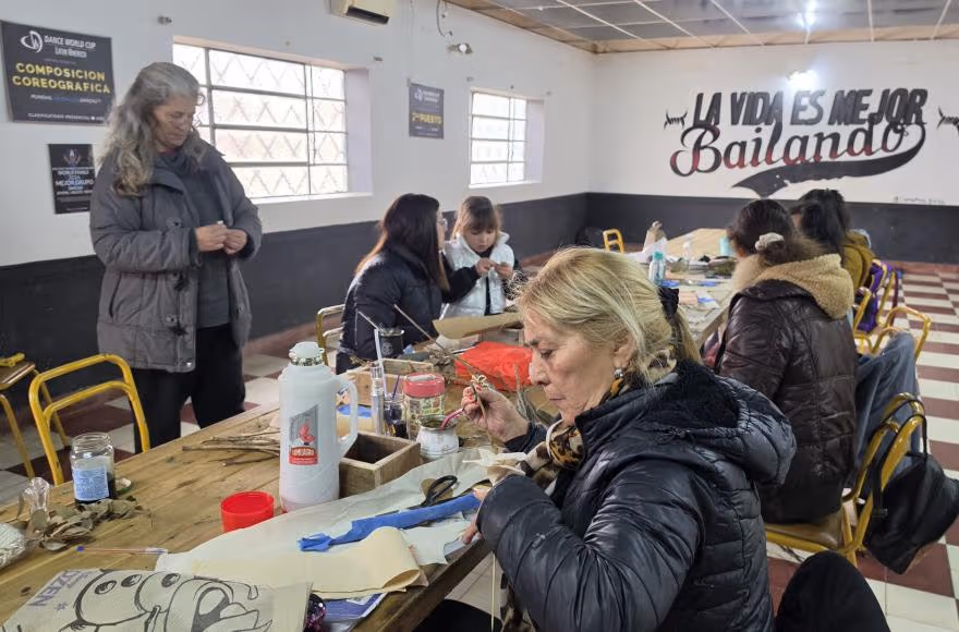 Rojas continúa impulsando los talleres ambientales con un nuevo Seminario de Jardinería Especial