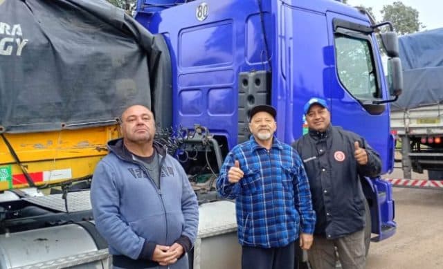 Zárate: Un convoy de 47 camiones brasileños sorprendió en la zona de Servitruck
