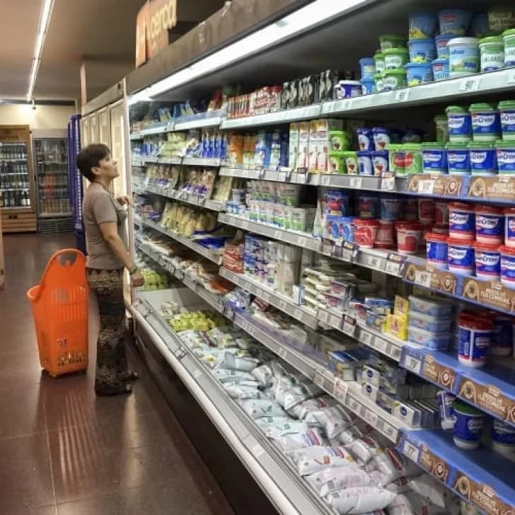 Comerciante denunció apremios extorsivos por parte de un exempleado y su padre