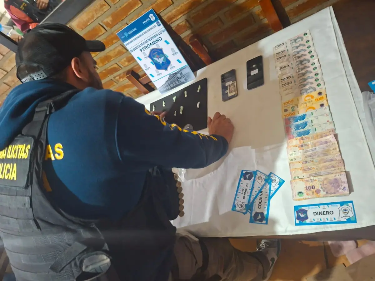 Detuvieron a un transa sospechado de vender dosis de droga al menudeo en Colón