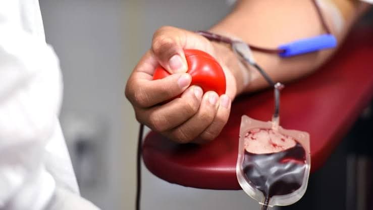 Donación de sangre en San Nicolás: convocan a una jornada solidaria en el Colegio Los Aromos