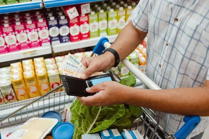 La inflación en julio fue de 2,1% y acumuló 33,8% en los últimos doce meses
