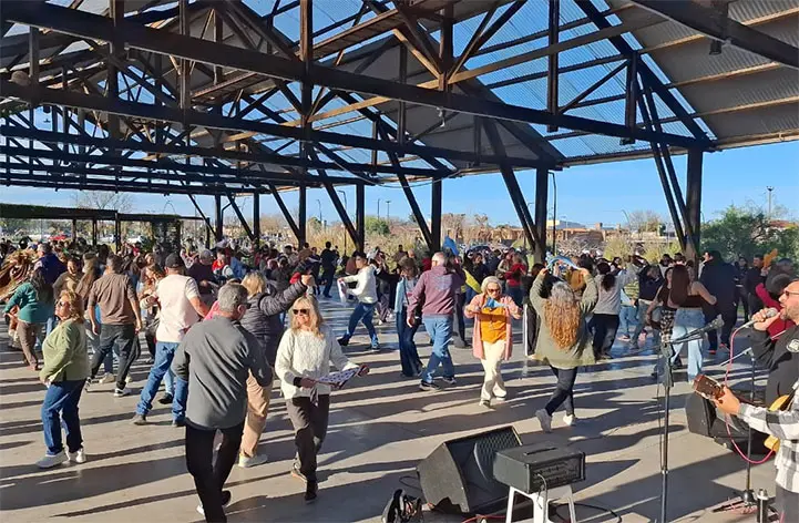 Los Bailecitos Domingueros volvieron a llenar de folklore el Parque Belgrano