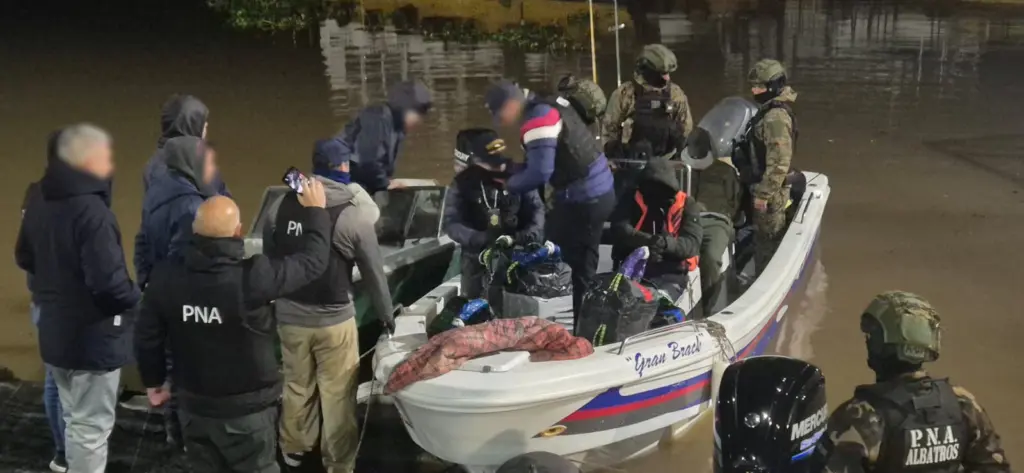 San Nicolás: Operativo cerca del Club Somisa, así siguieron a la banda que intentó embarcar casi 500 kilos de cocaína